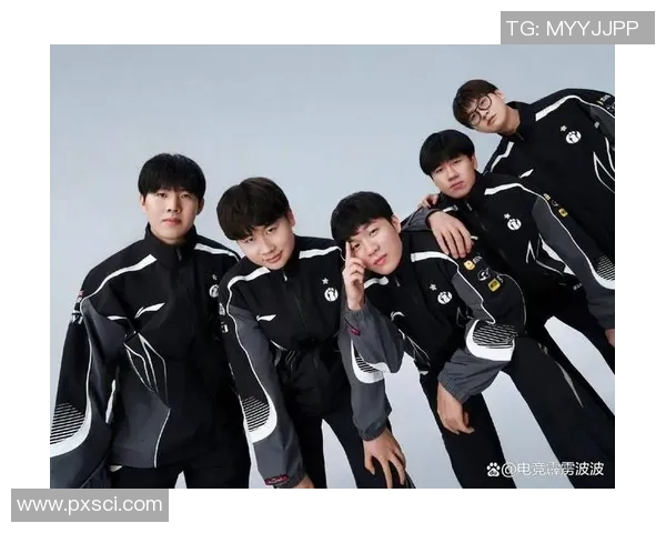 足球巨星加盟LPL引发热议电竞与足球的跨界合作新篇章 足球巨星加盟LPL引发热议电竞与足球的跨界合作新篇章