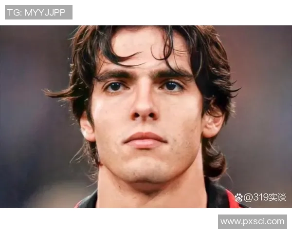 足球明星卡卡的经典动作解析与技巧分享让你领略足球之美 足球明星卡卡的经典动作解析与技巧分享让你领略足球之美